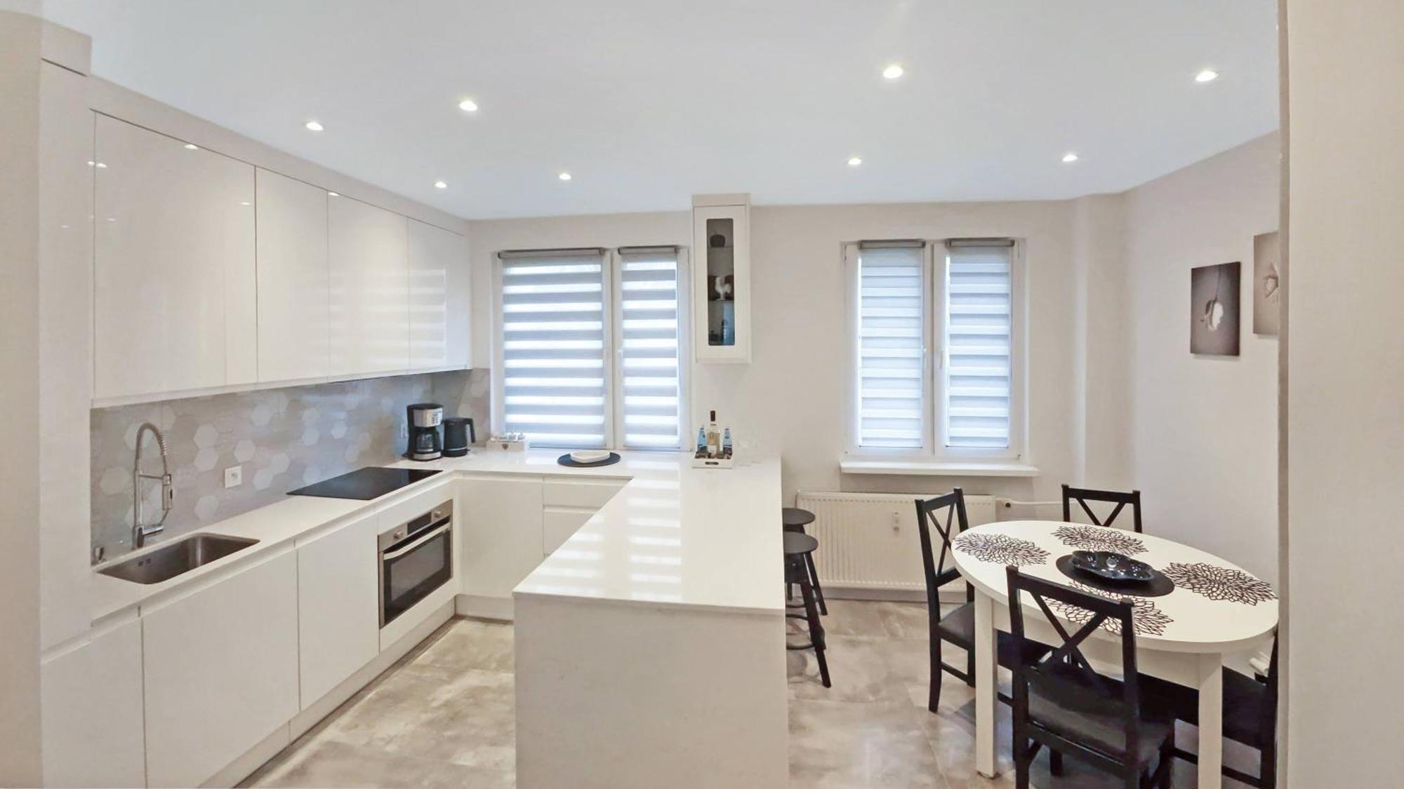 Ultra Modern, Spotless Apartment In Torun Ngoại thất bức ảnh